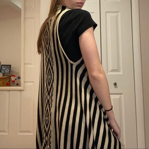 Cardigan - Picture 2 of 2